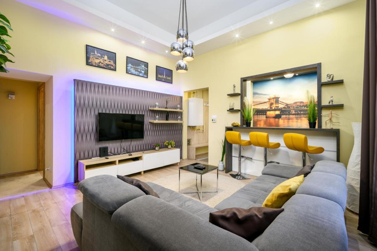 Downtown Deluxe-Two Bedroom Apartment With Sauna ブダペスト エクステリア 写真