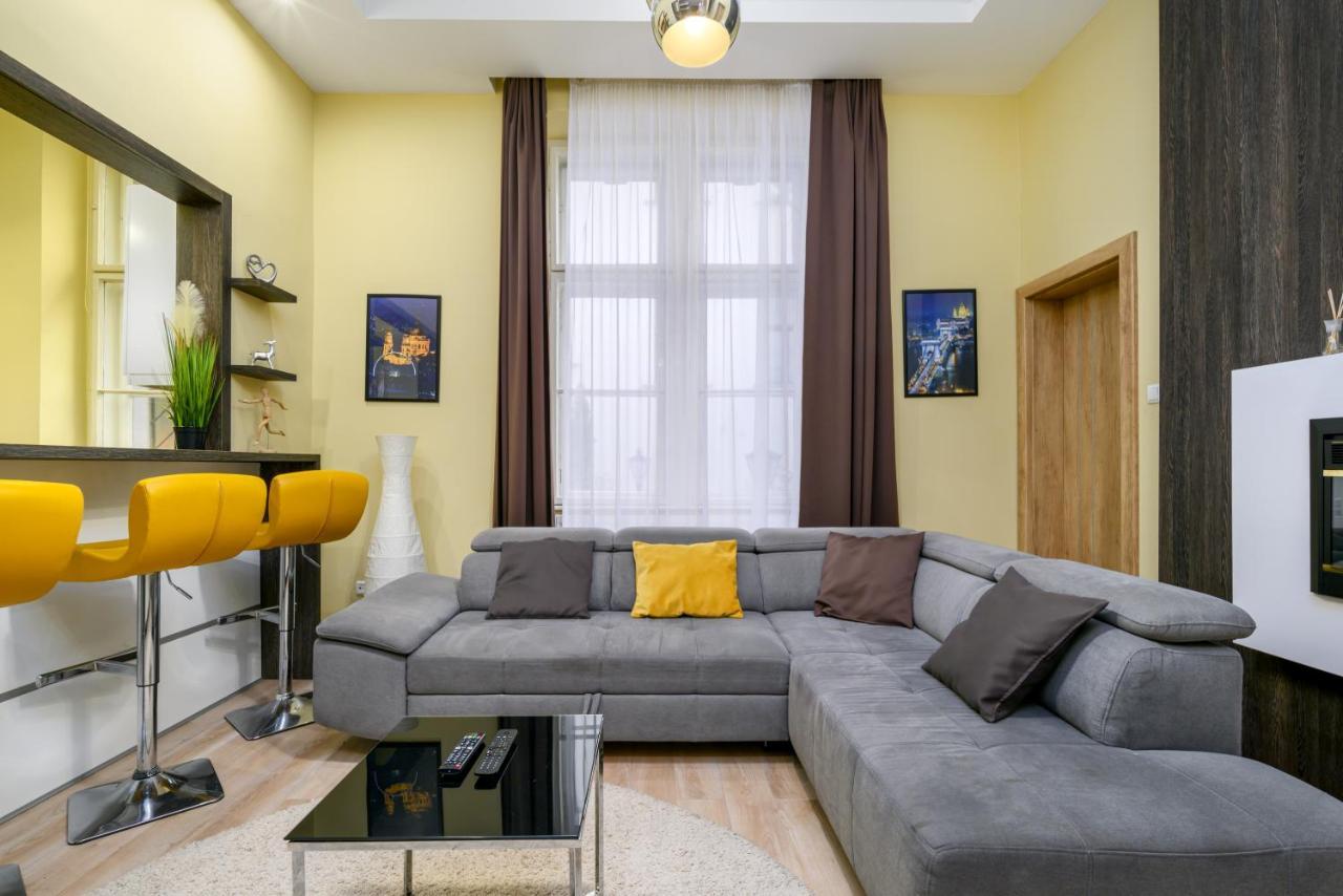 Downtown Deluxe-Two Bedroom Apartment With Sauna ブダペスト エクステリア 写真
