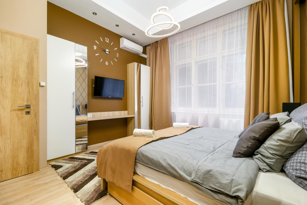 Downtown Deluxe-Two Bedroom Apartment With Sauna ブダペスト エクステリア 写真